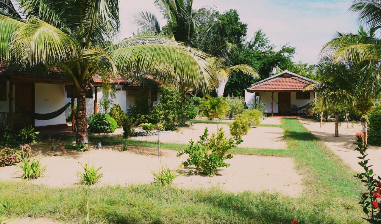 Prime Surfers Bungalow Arugam Bay Buitenkant foto